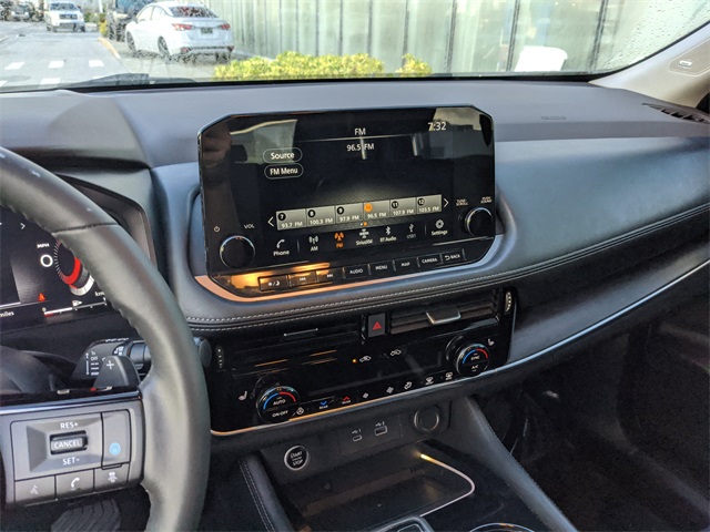 2022 Nissan Rogue Platinum photo 21