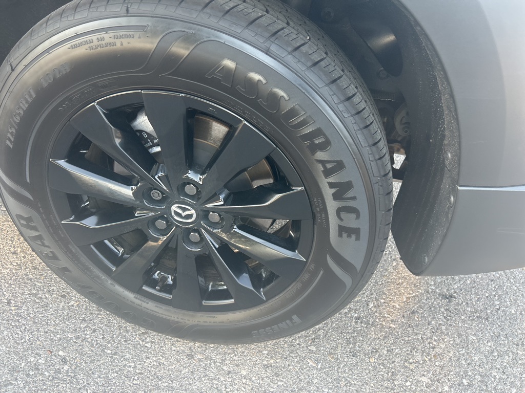 2025 Mazda CX-50 2.5 Select photo 20