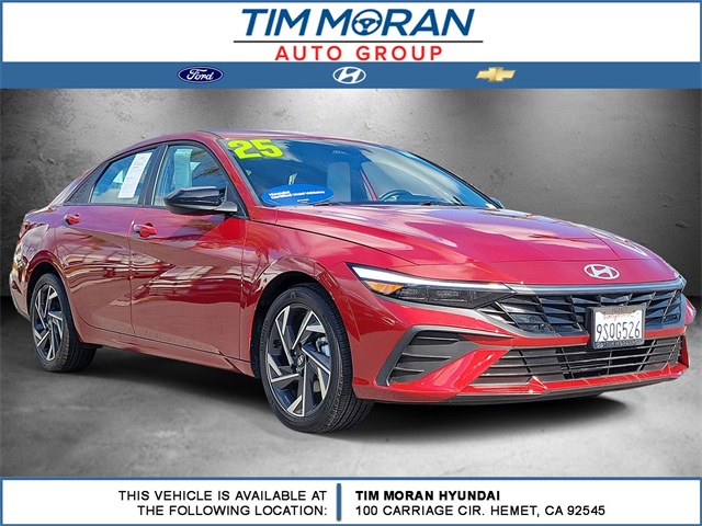 2025 Hyundai Elantra SEL Sport photo 2