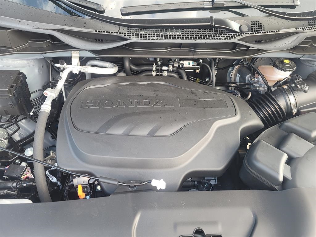 2026 Honda Odyssey photo 6