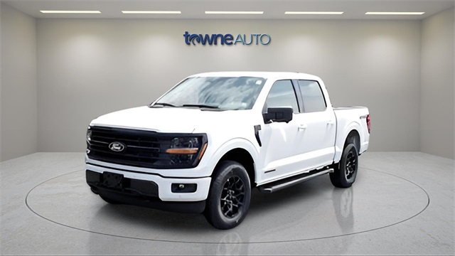 2025 Ford F-150 XLT's photo