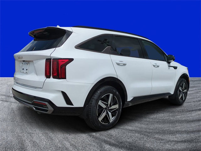 2023 Kia Sorento S photo 2