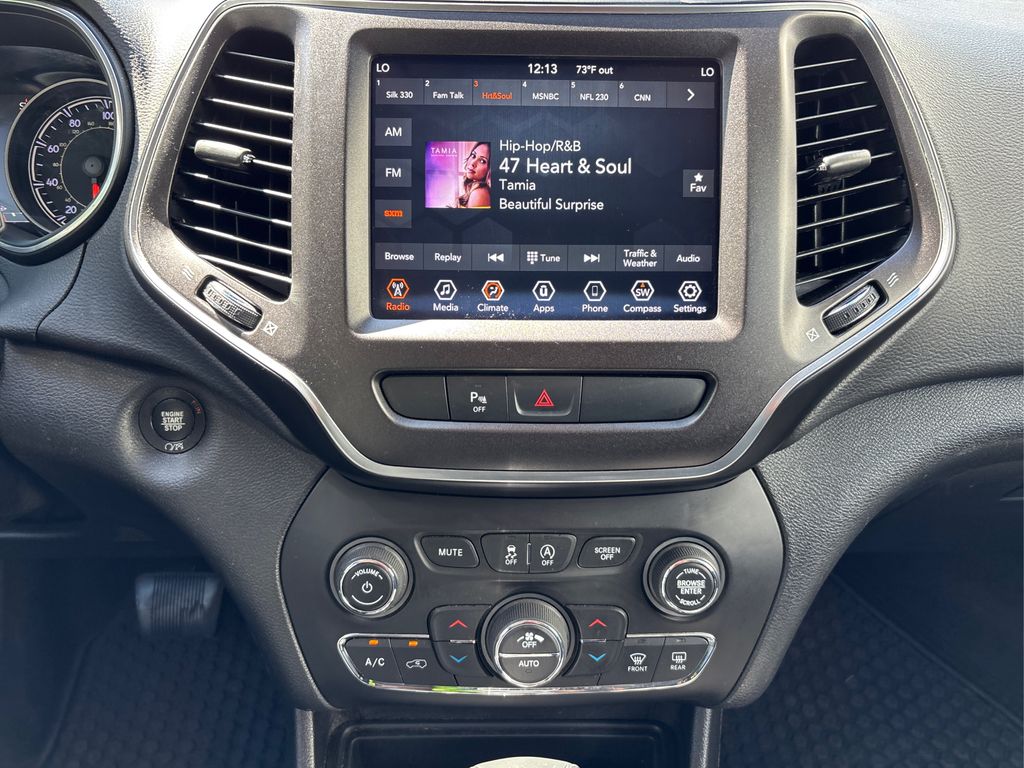 2019 Jeep Cherokee Trailhawk photo 14