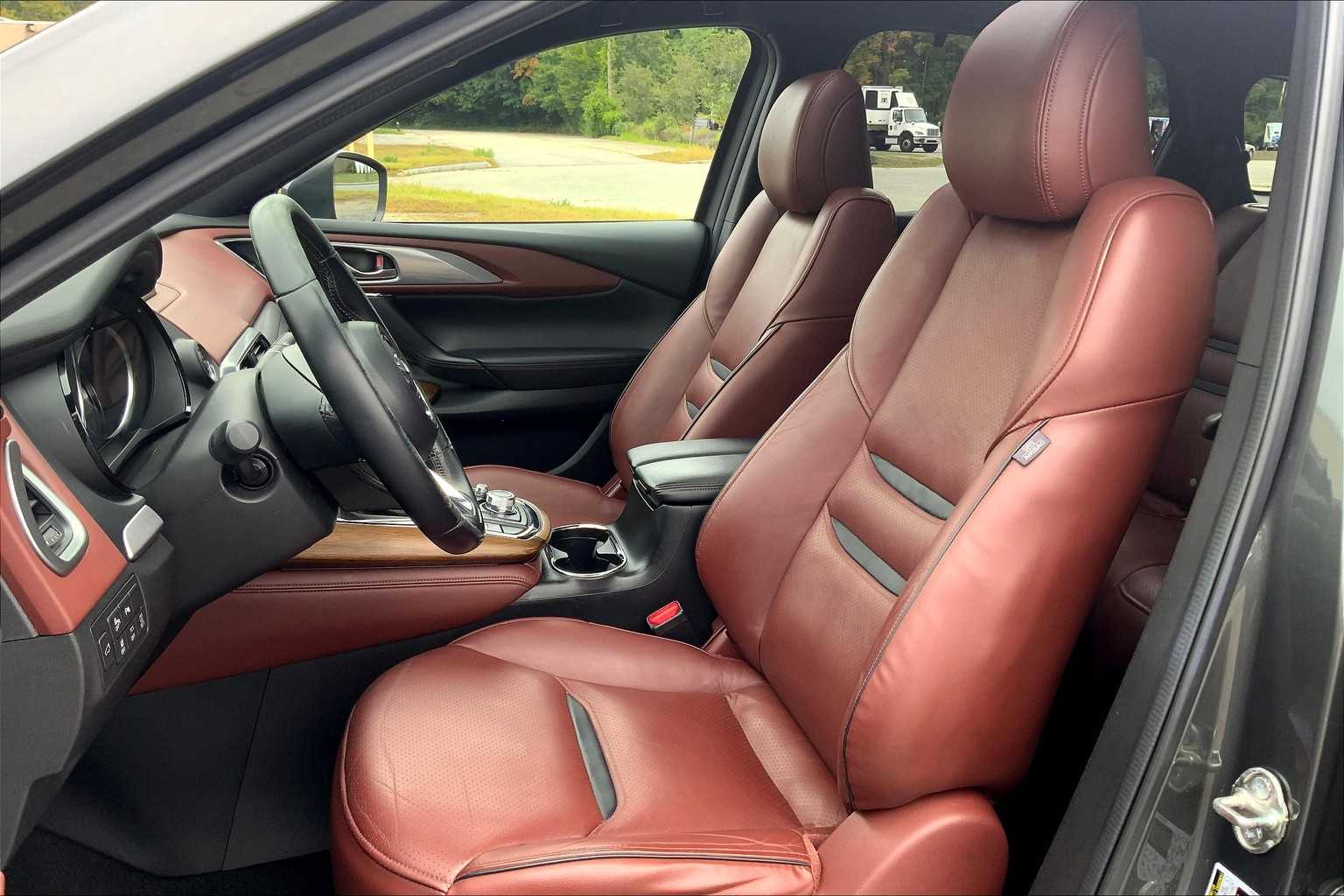 2016 Mazda CX-9 Signature photo 8