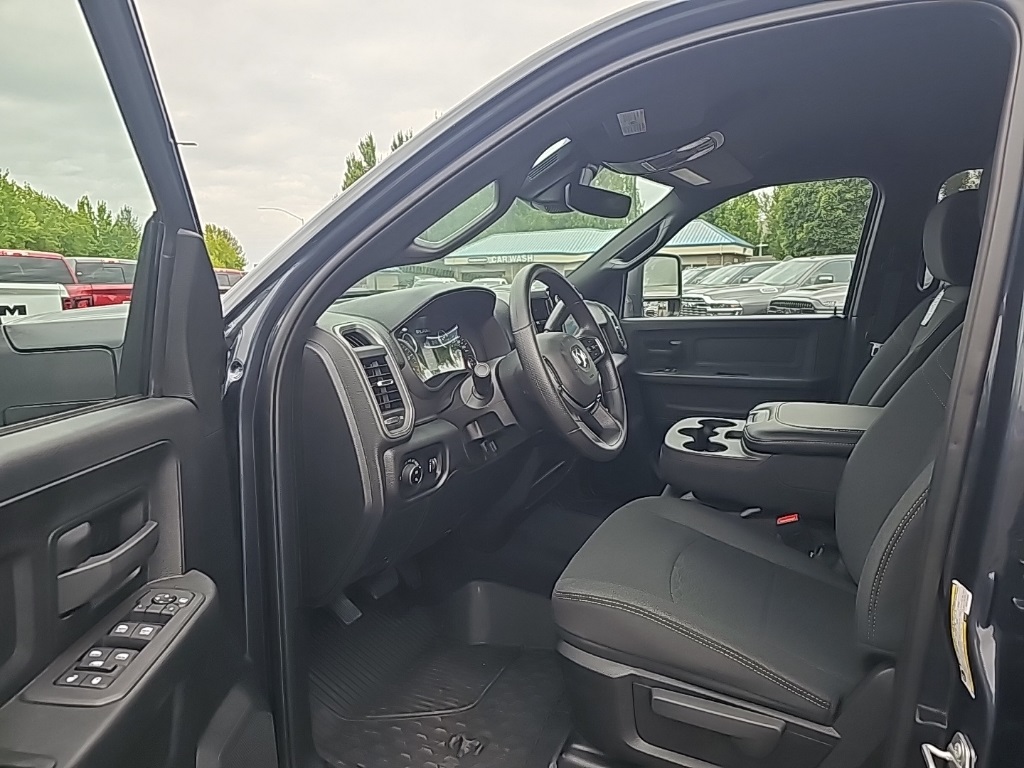 2025 Ram 2500 Tradesman photo 10