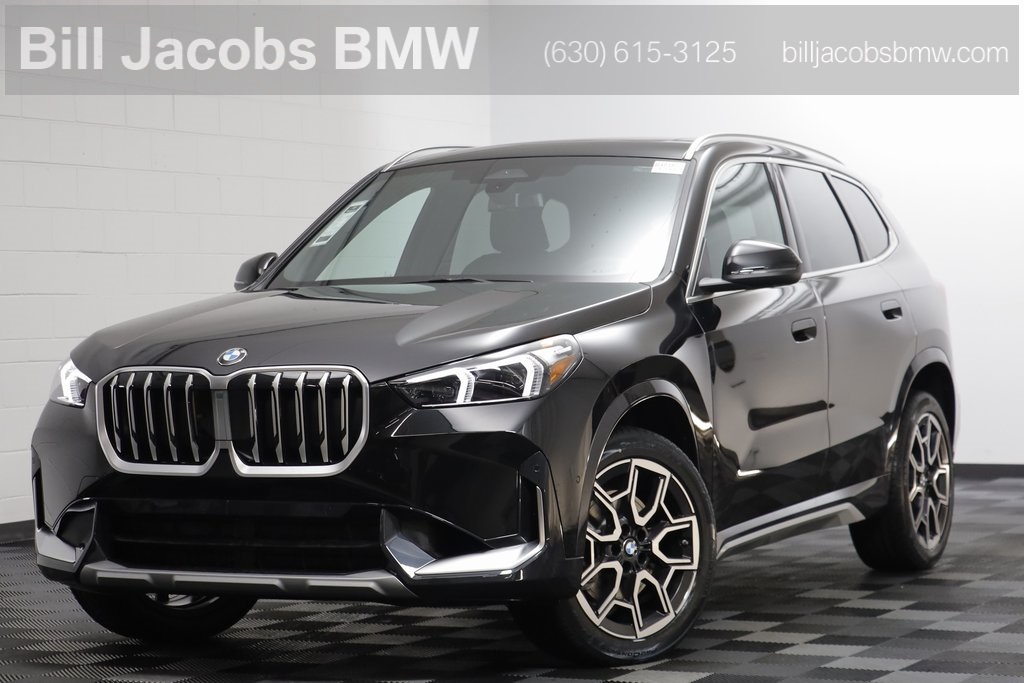 2026 BMW X1 28i's photo
