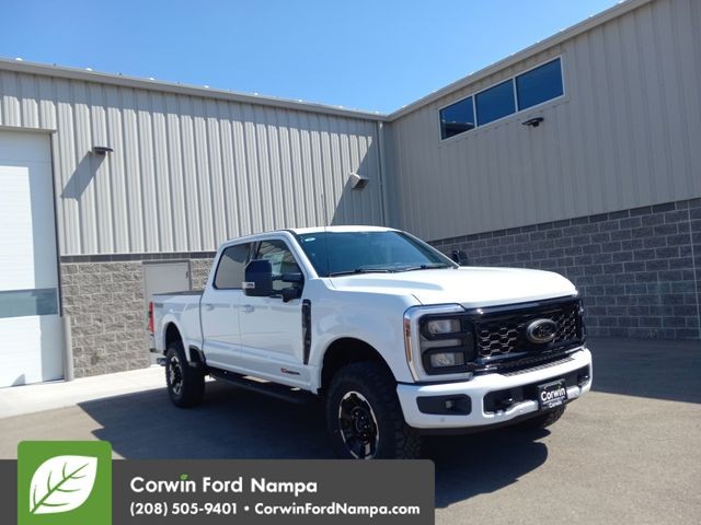 2025 Ford F-350SD Lariat
