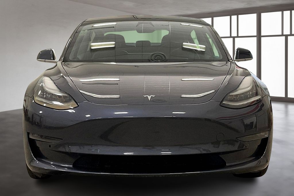 2018 Tesla Model 3 Long Range photo 3