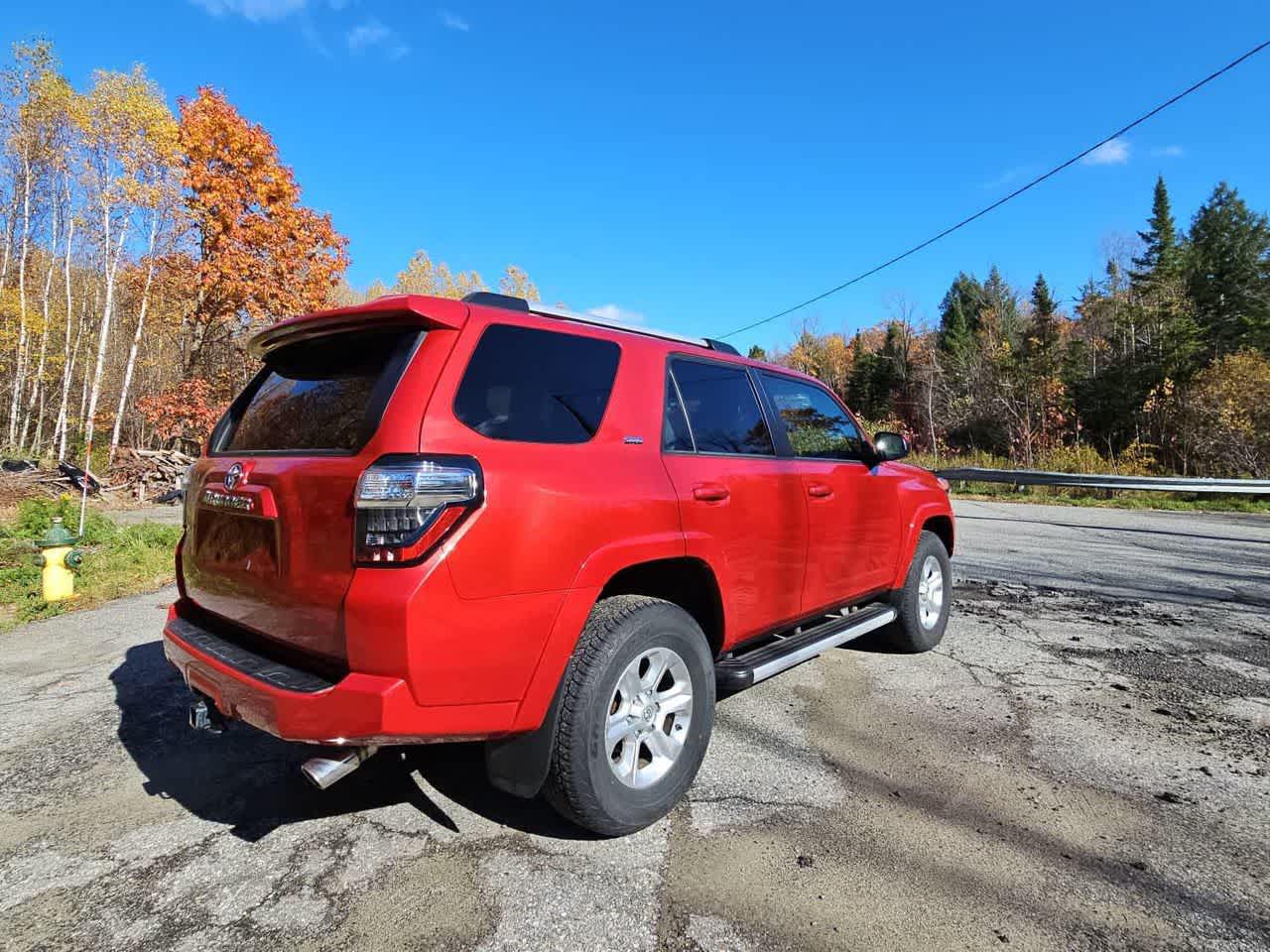 2020 Toyota 4Runner SR5 photo 2