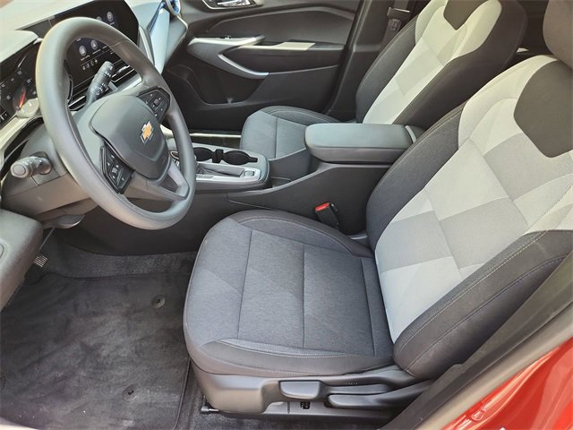 2024 Chevrolet Trax LS photo 16