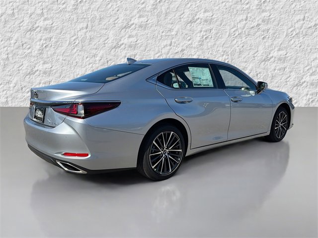 2025 Lexus ES 350 photo 3