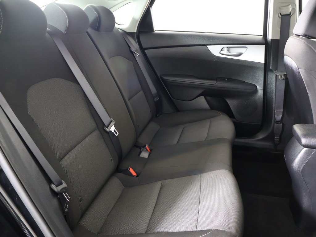 2024 Kia Forte LXS photo 30