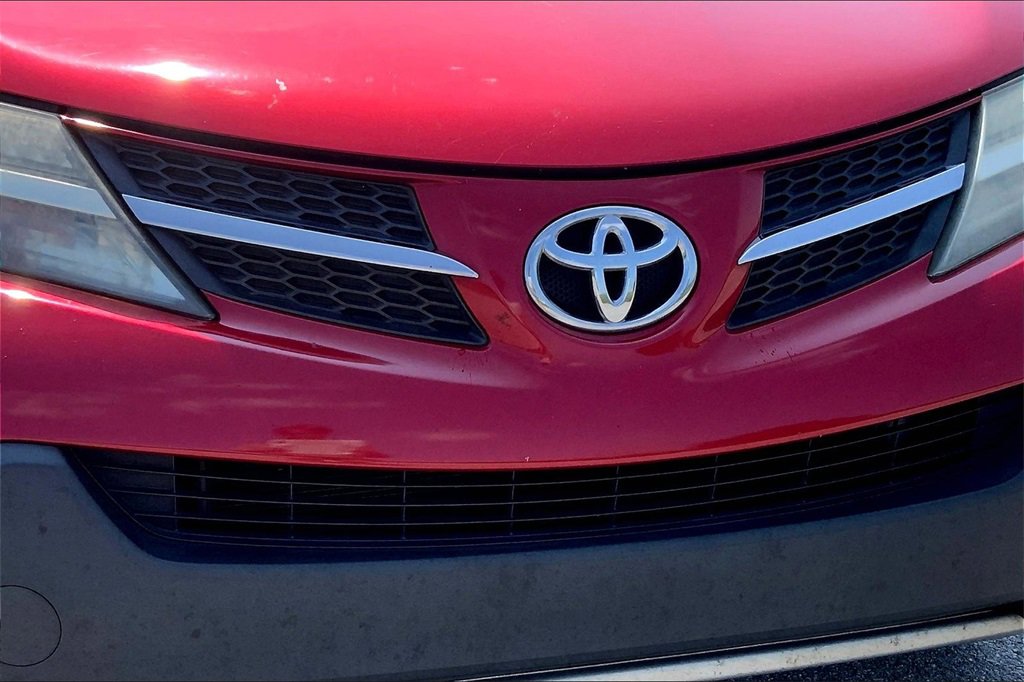 2013 Toyota RAV4 Limited photo 29