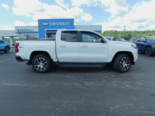 2023 Chevrolet Colorado Z71 photo 9