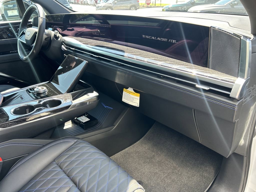 2026 Cadillac Escalade Sport photo 11