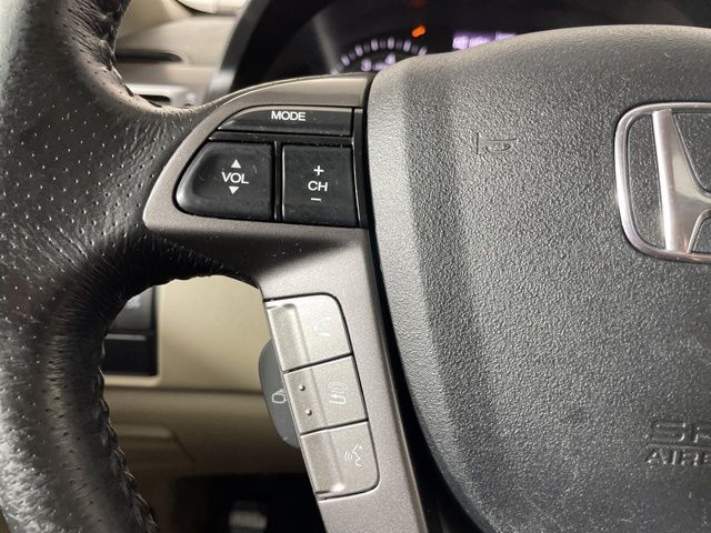 2014 Honda Odyssey EX-L photo 25