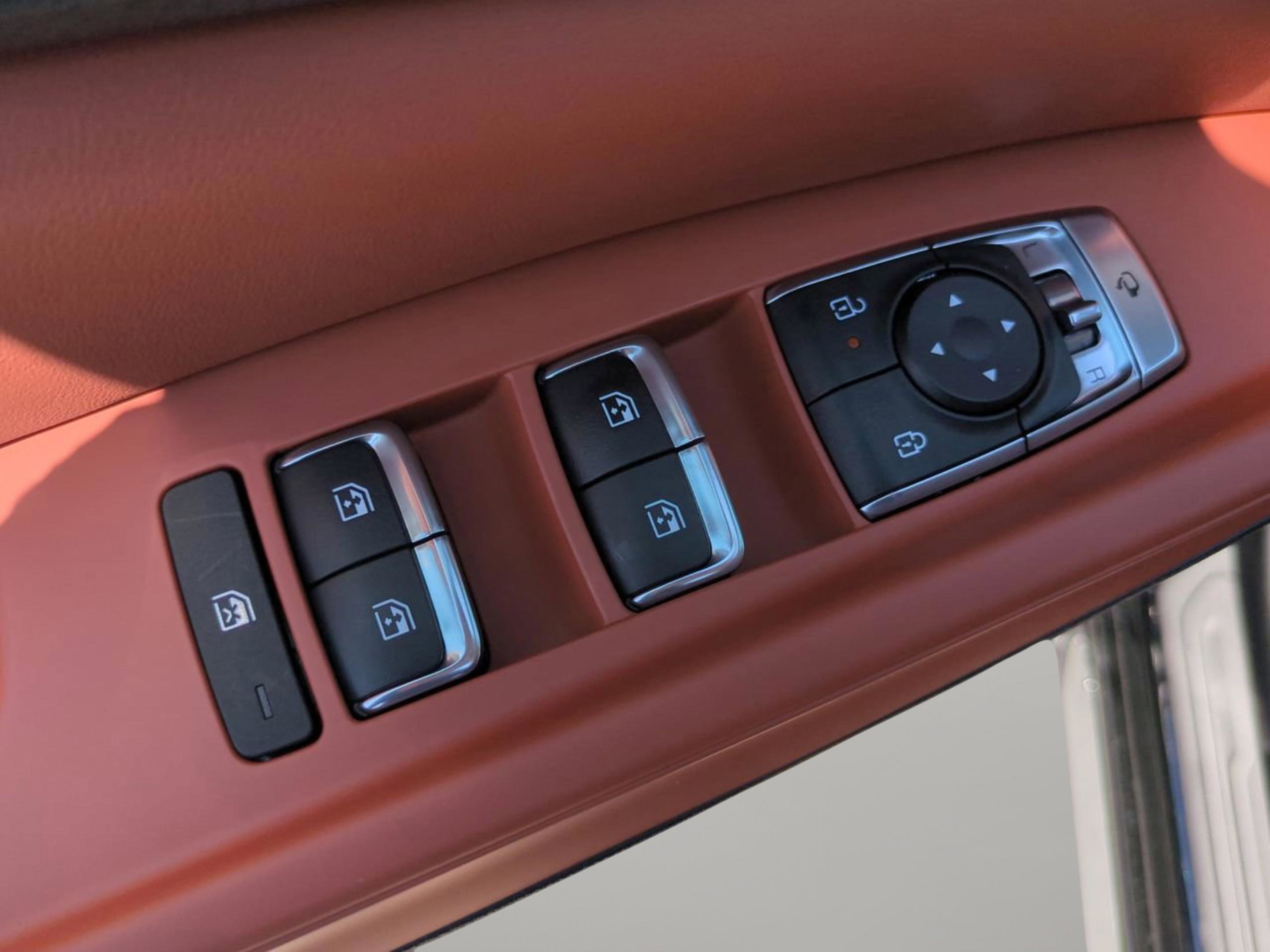 2026 Kia Carnival SX photo 17