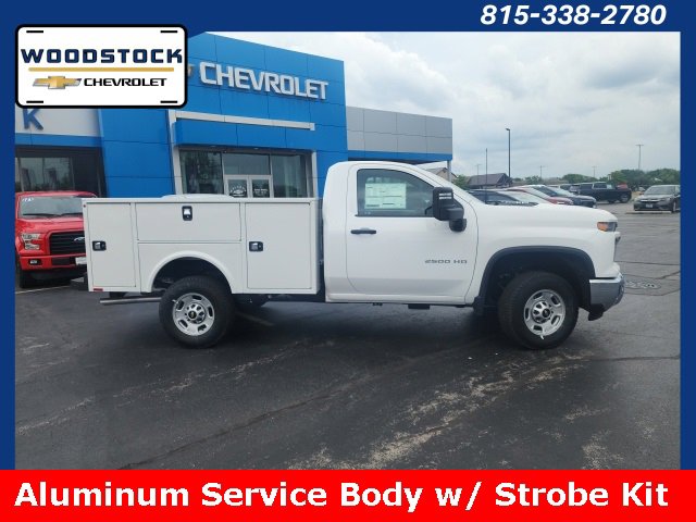 2024 Chevrolet Silverado 2500HD photo 2