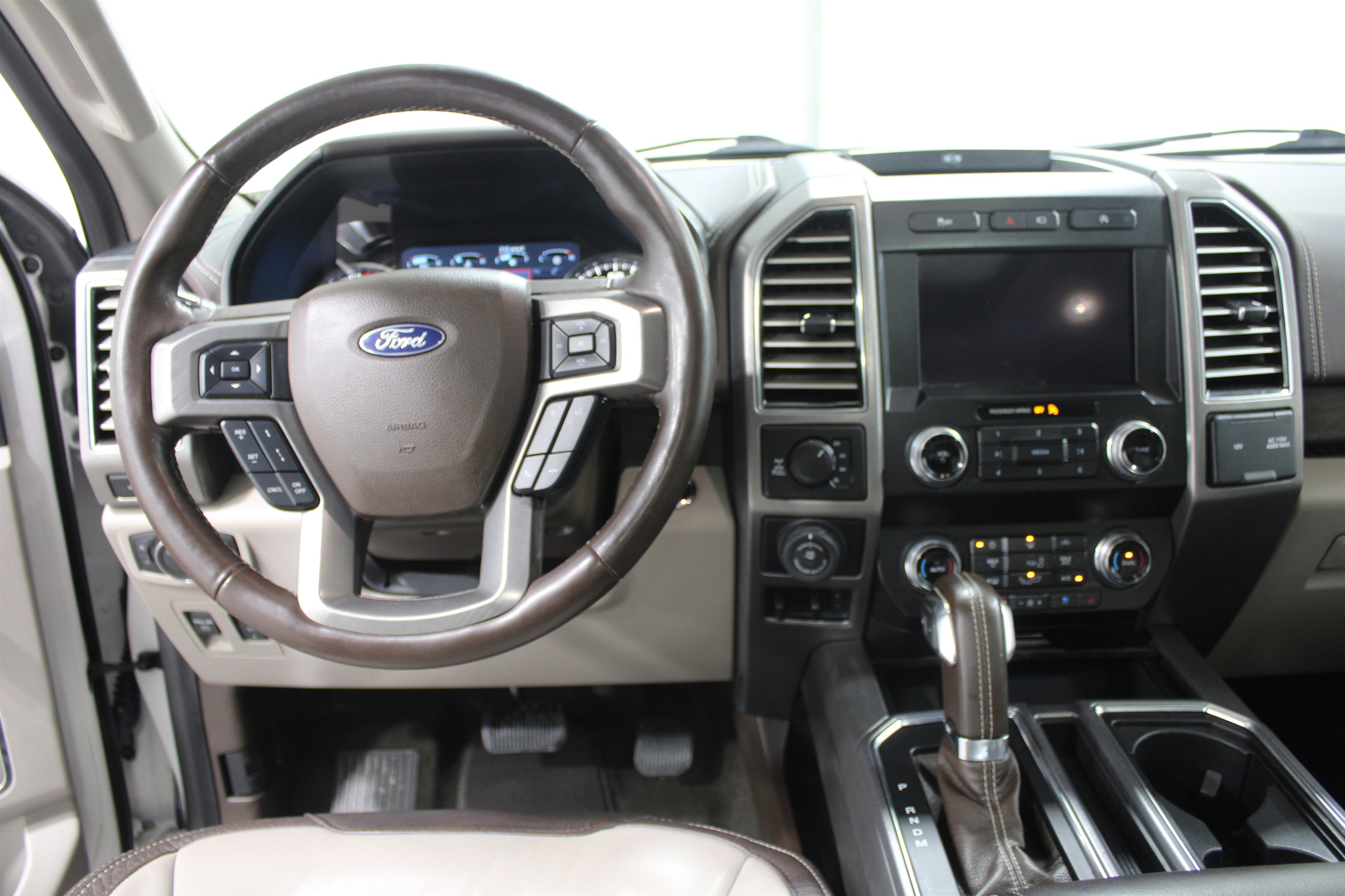 2019 Ford F-150 Limited photo 2