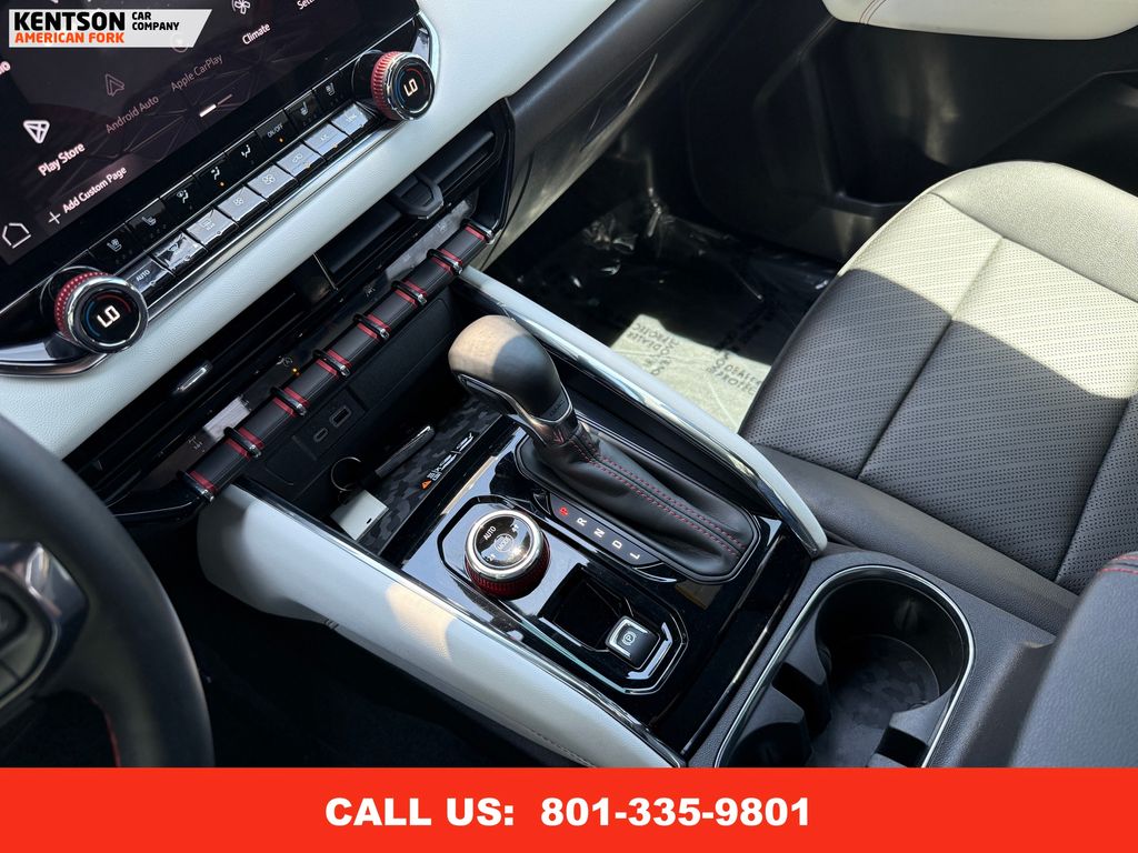 2023 Gmc Canyon AT4X photo 24
