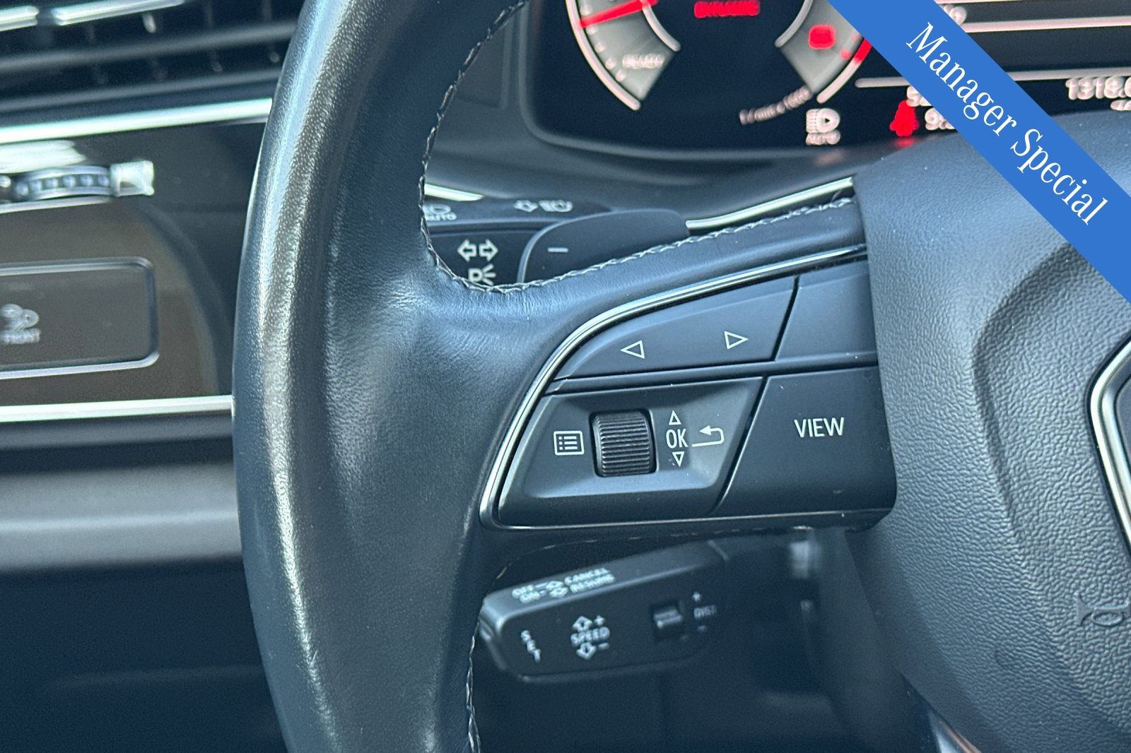 2022 Audi Q8 55 Prestige photo 24