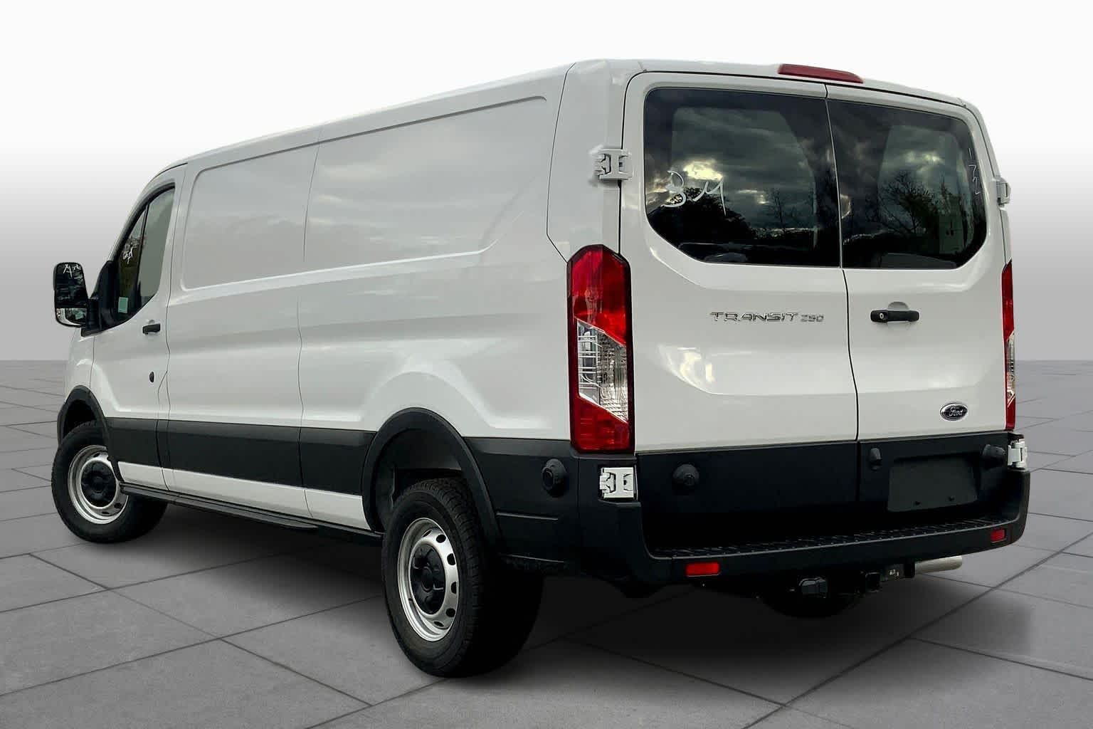 2025 Ford Transit Cargo Van photo 3