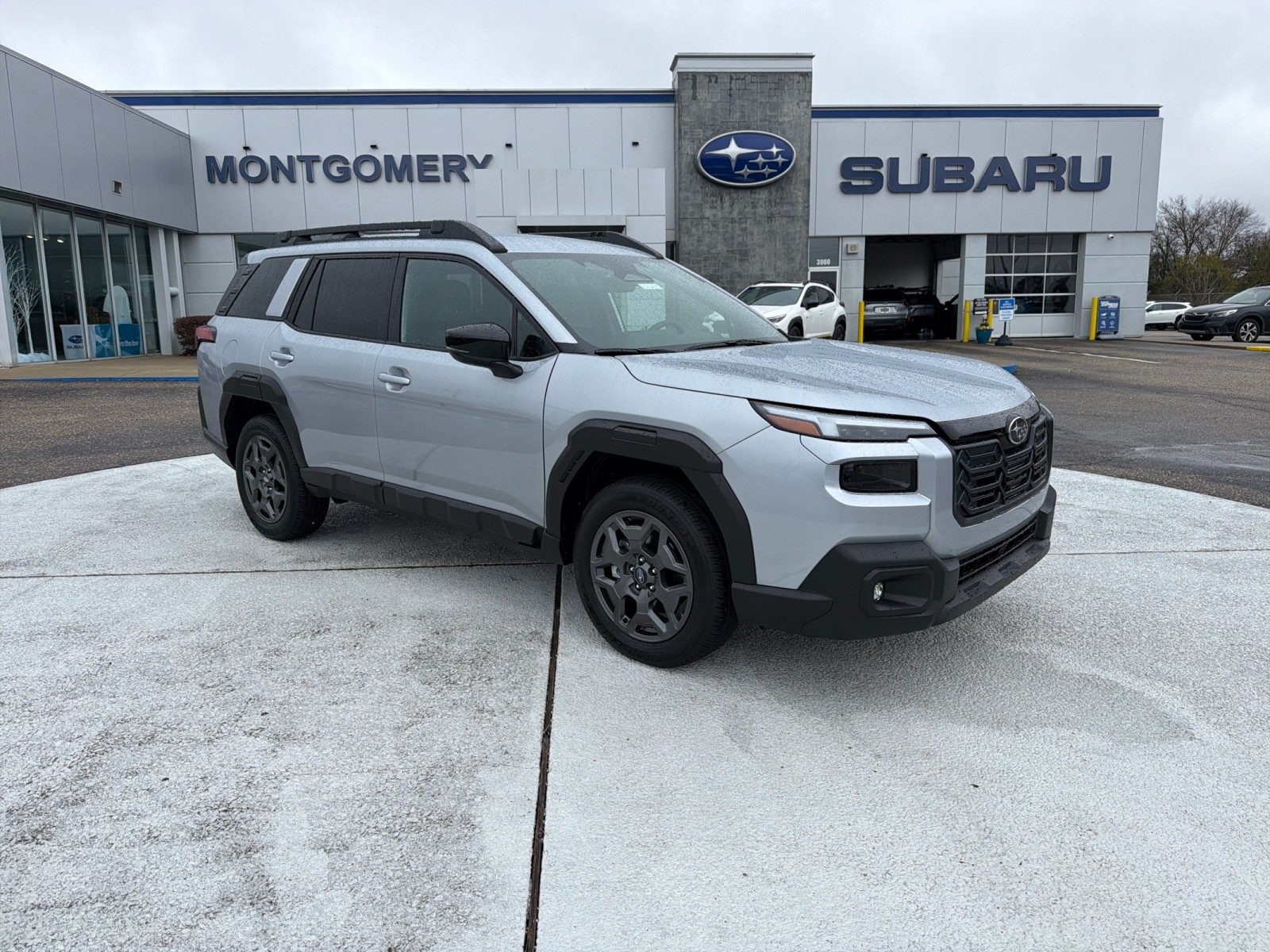 2026 Subaru Outback Premium's photo