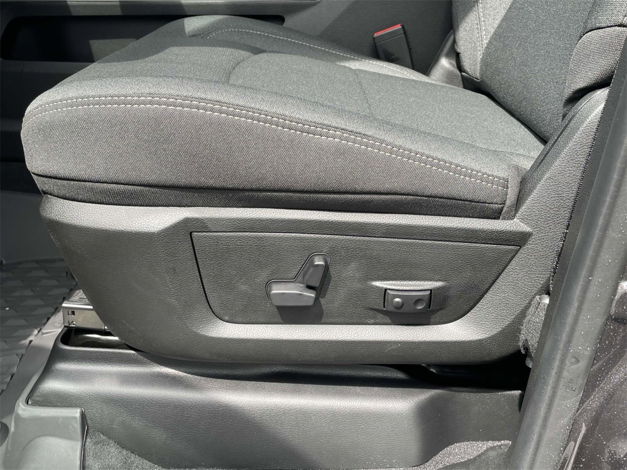 2026 Ram 2500 Big Horn photo 24