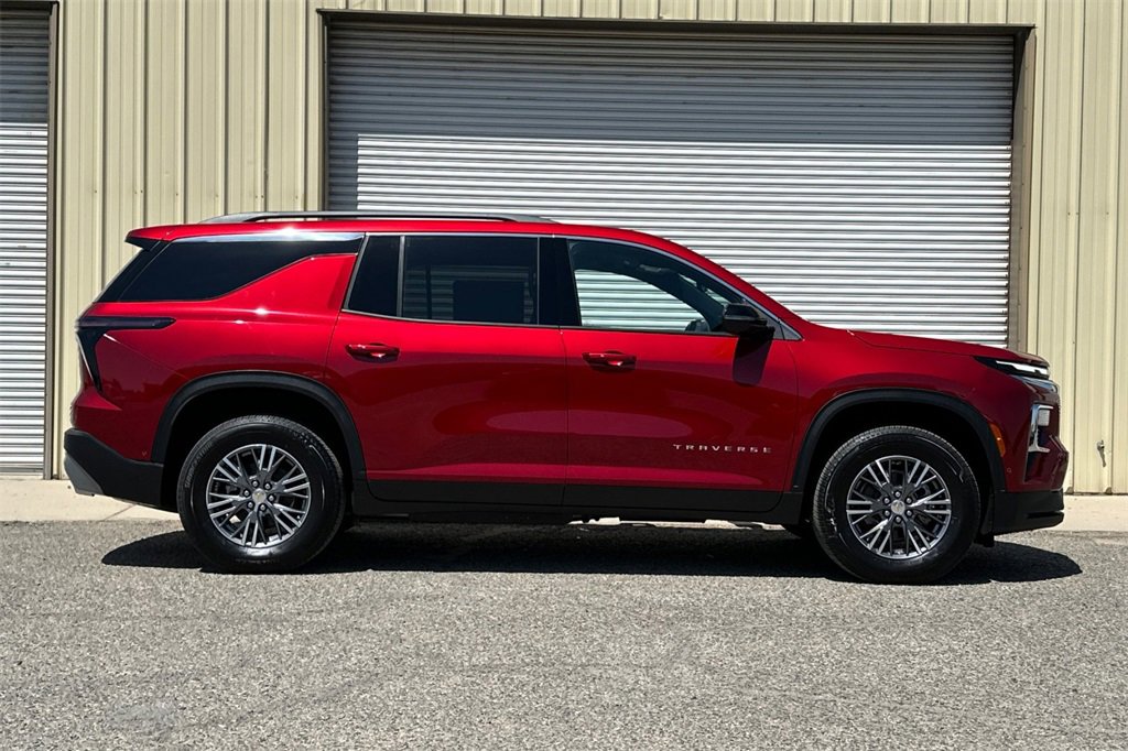 2026 Chevrolet Traverse photo 6