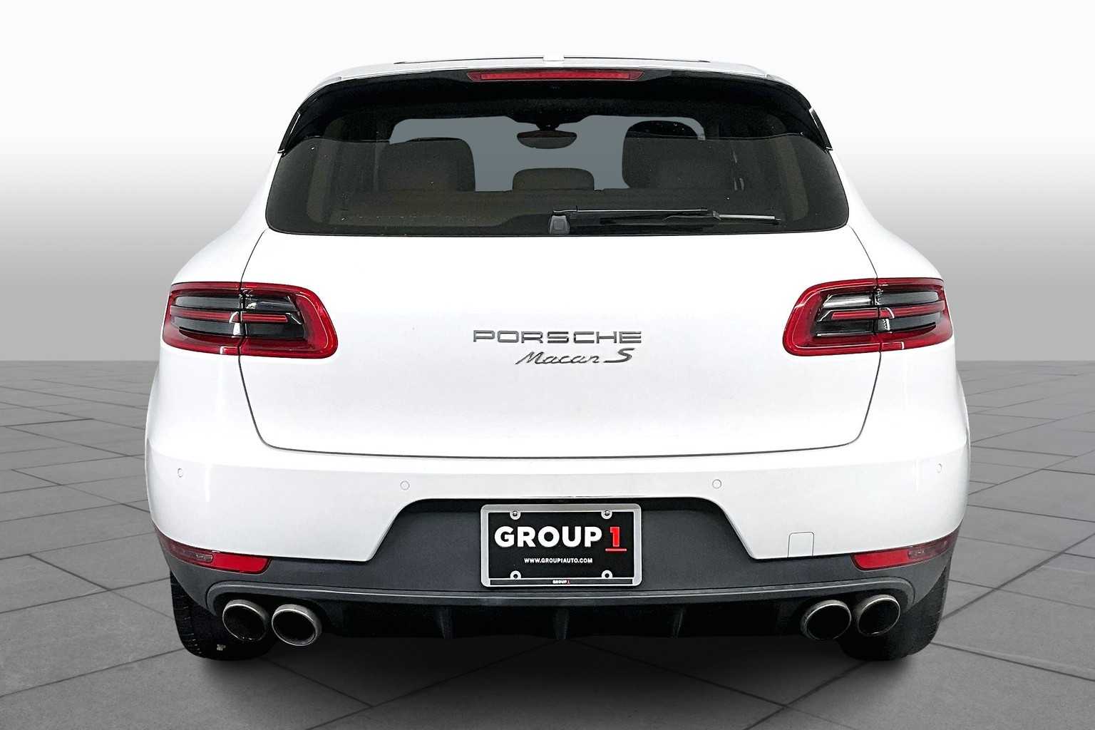 2015 Porsche Macan S photo 4
