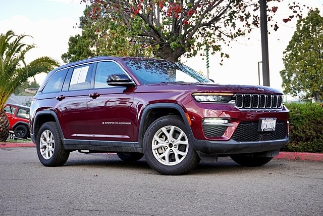 2023 Jeep Grand Cherokee Limited's photo