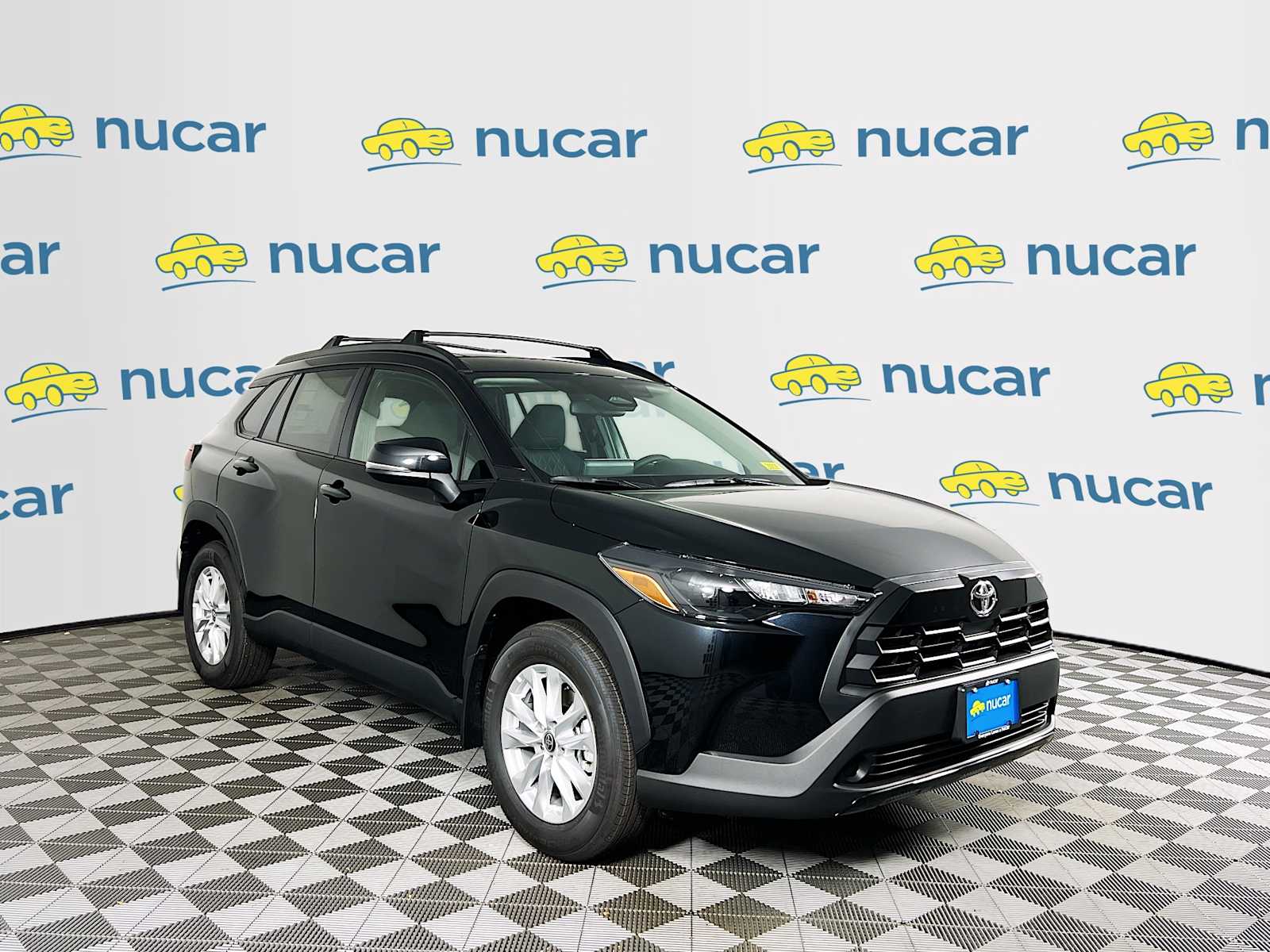 2026 Toyota Corolla Cross LE's photo