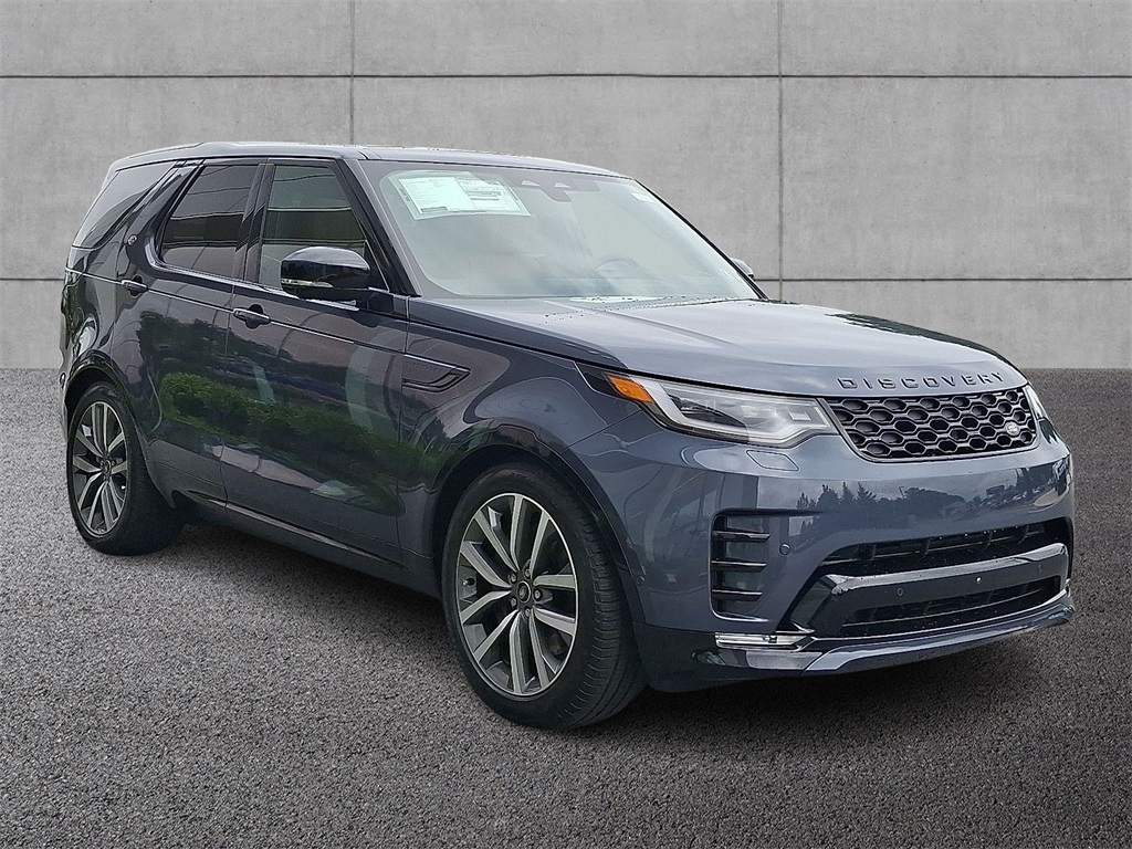 2025 Land Rover Discovery SE photo 2