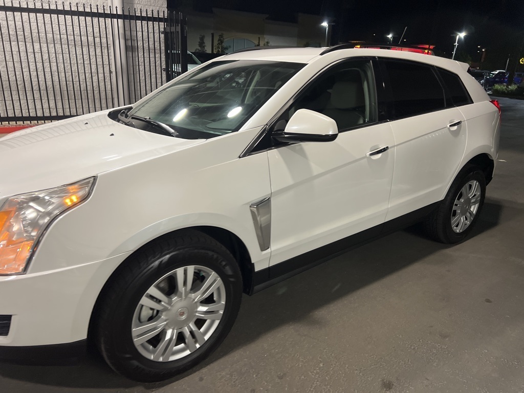 2015 Cadillac SRX Base photo 2