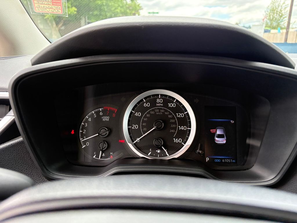 2022 Toyota Corolla LE photo 16