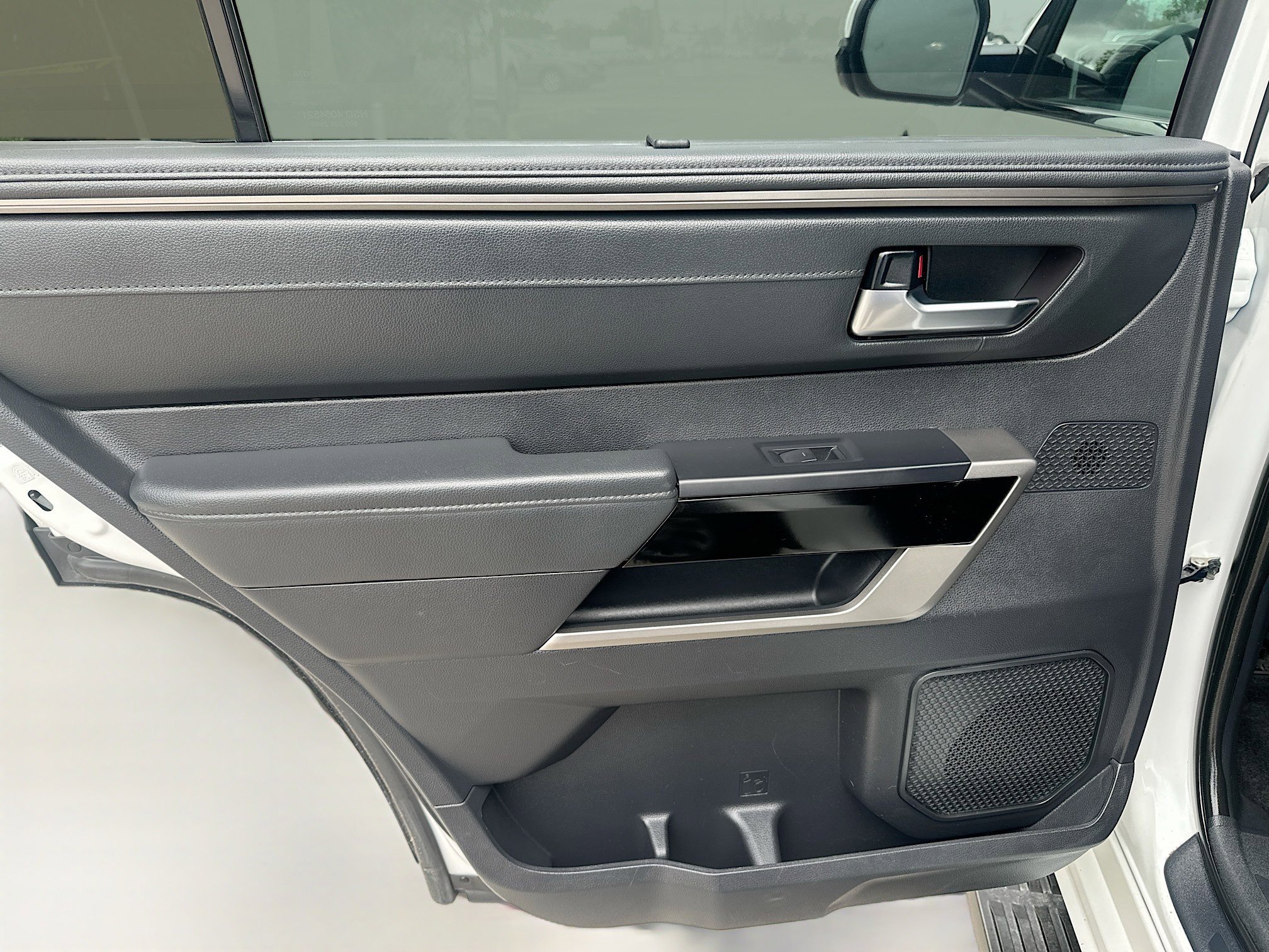 2023 Toyota Sequoia Limited photo 16