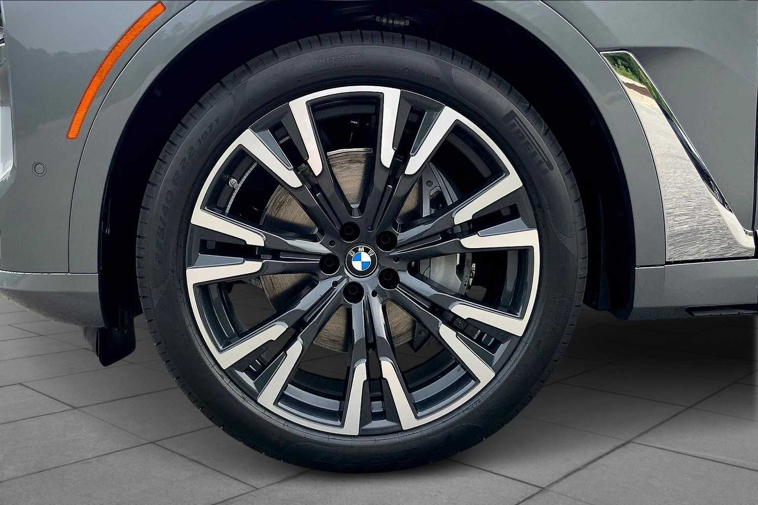 New 2026 Skyscraper Grey Metallic BMW xDrive40i image 11