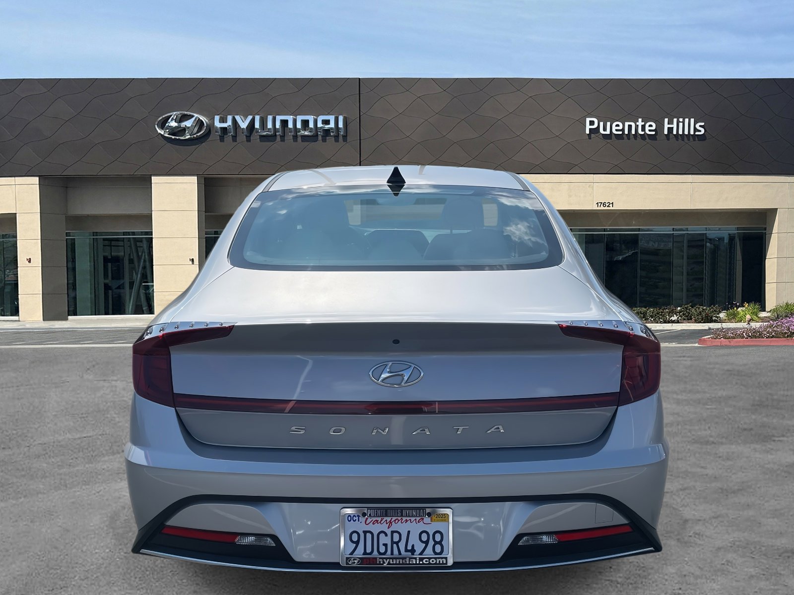 2023 Hyundai Sonata SE photo 4