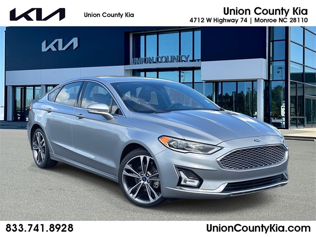 2020 Ford Fusion Titanium's photo