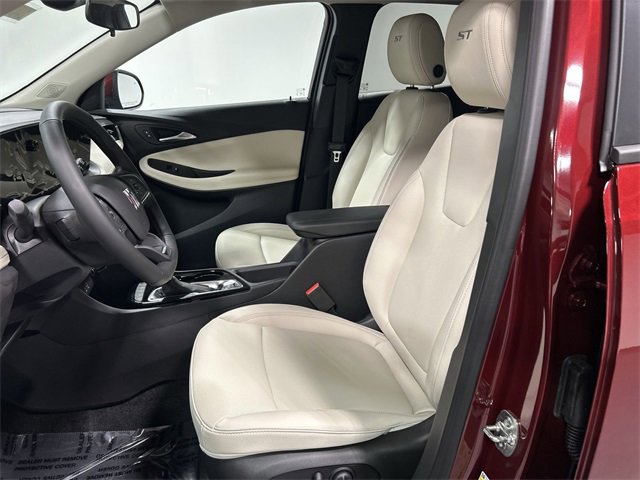 2025 Buick Encore GX Sport Touring photo 13