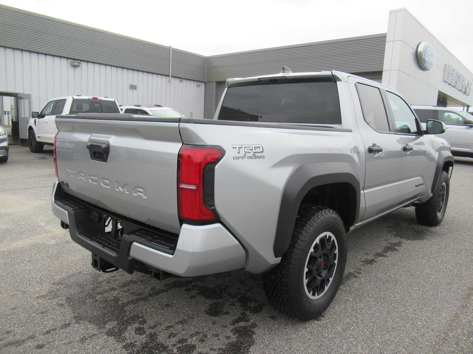 2024 Toyota Tacoma TRD Double Cab photo 5