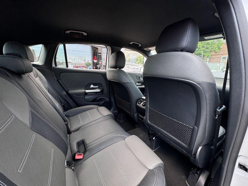 2022 Mercedes Benz GLA AMG 35 4MATIC photo 15