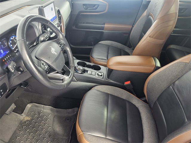 2023 Ford Bronco Sport Outer Banks photo 9