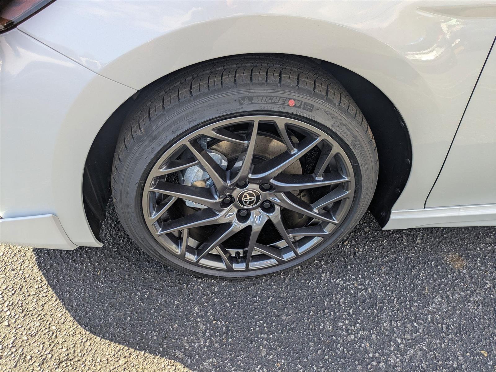 2025 Toyota Camry XSE photo 10