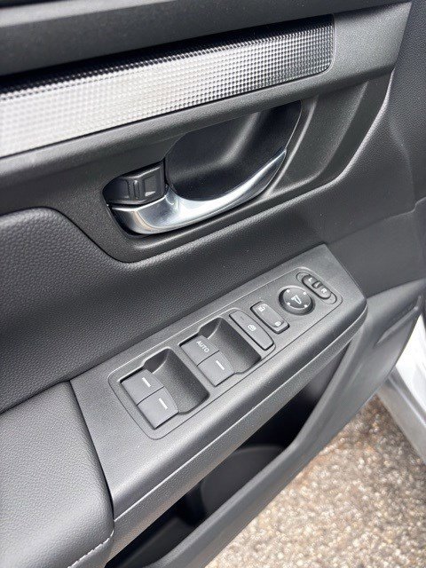 2026 Honda CR-V LX photo 16