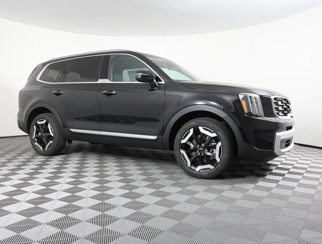 2025 Kia Telluride S photo 3