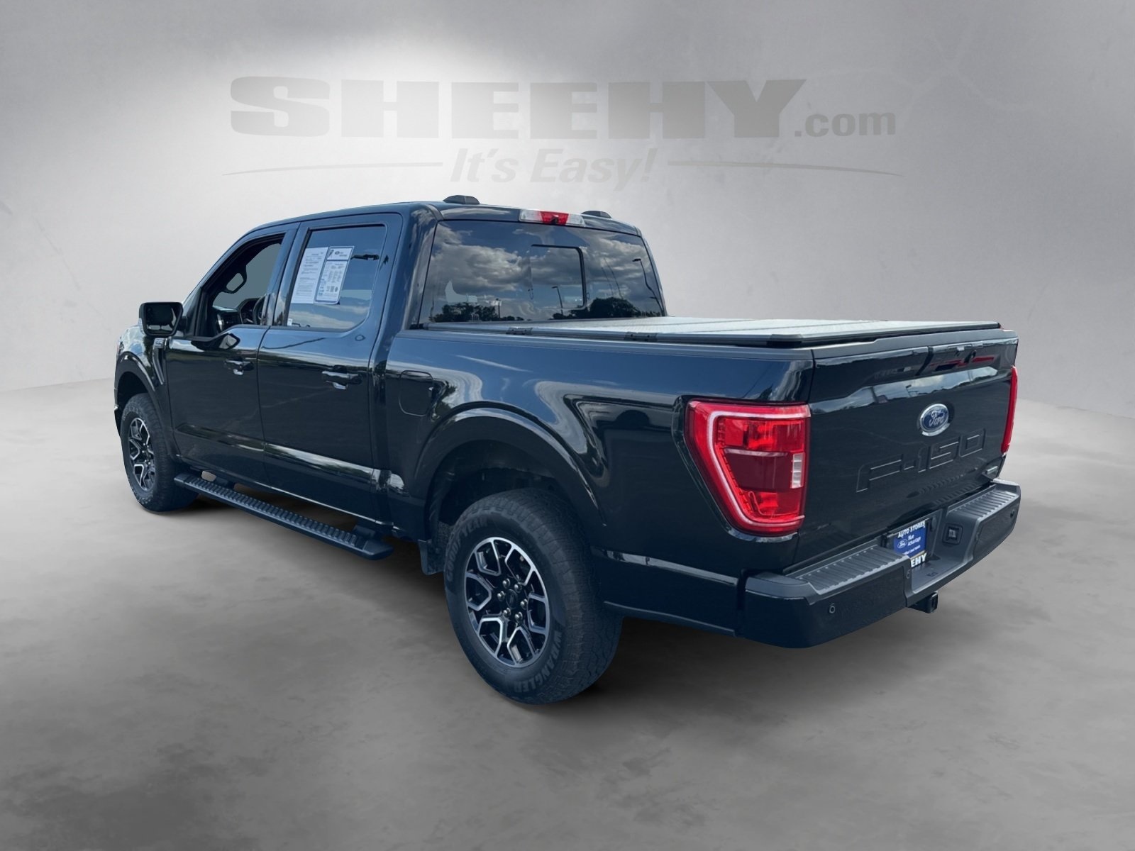 2021 Ford F-150 XLT photo 7