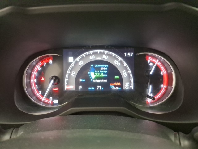 2023 Toyota RAV4 XLE photo 16