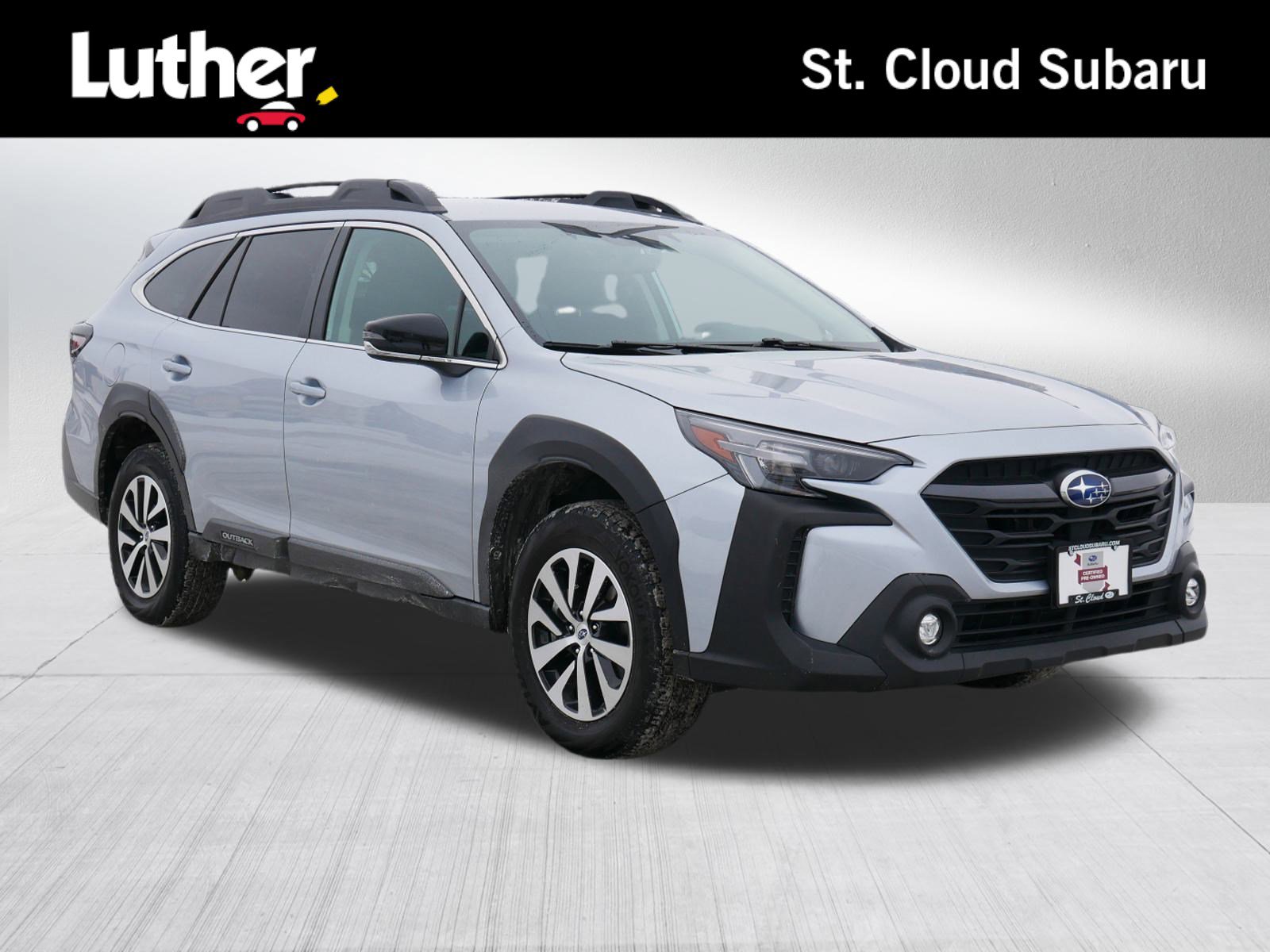 2025 Subaru Outback Premium's photo