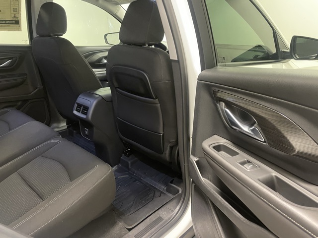 2022 Gmc Terrain SLE photo 18